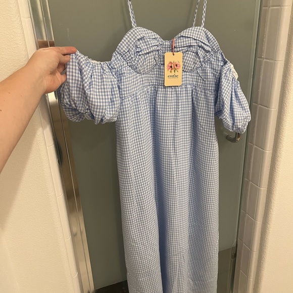 NWT blue gingham puff sleeve Offshoulder midi dress - Picture 5 of 9